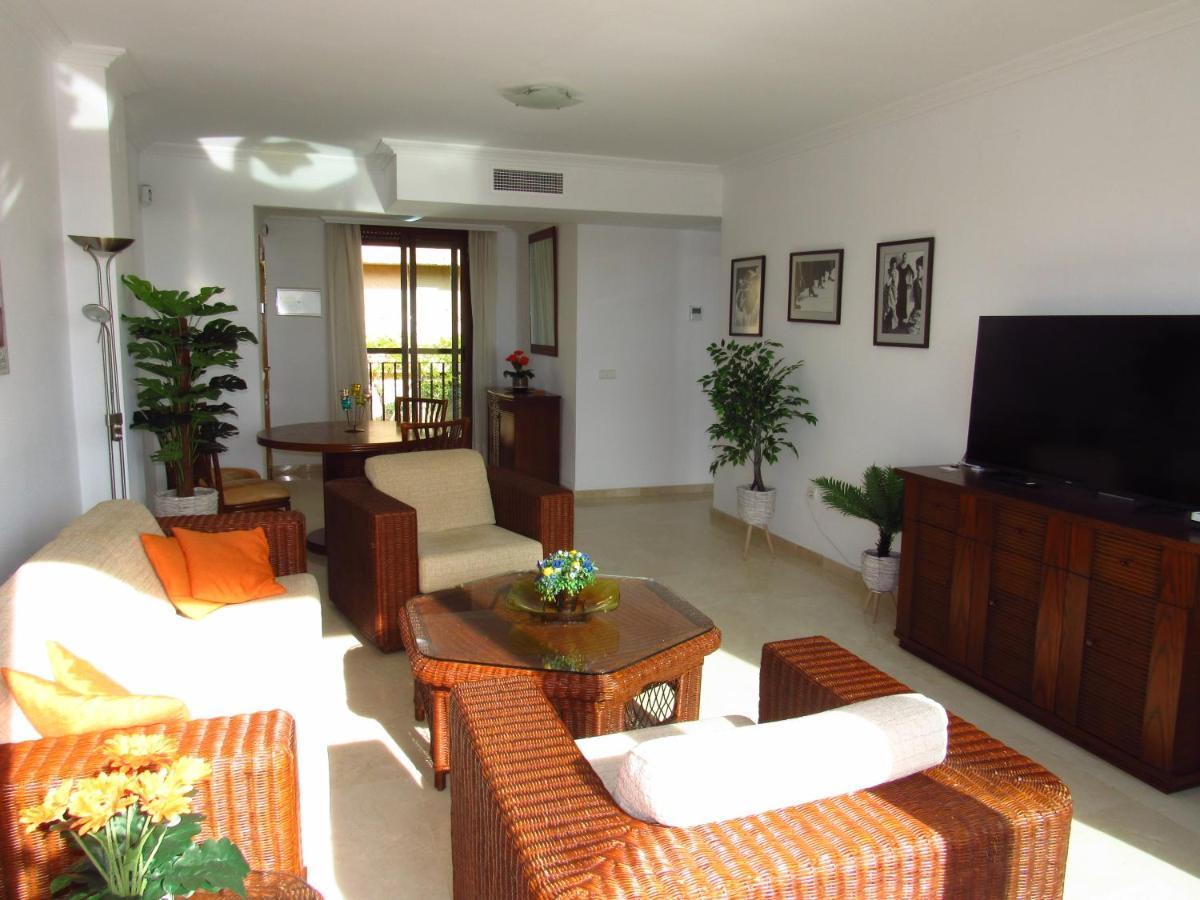 شقة Penthouse Benalvistas Torregolf Seaview بينالماذينا المظهر الخارجي الصورة