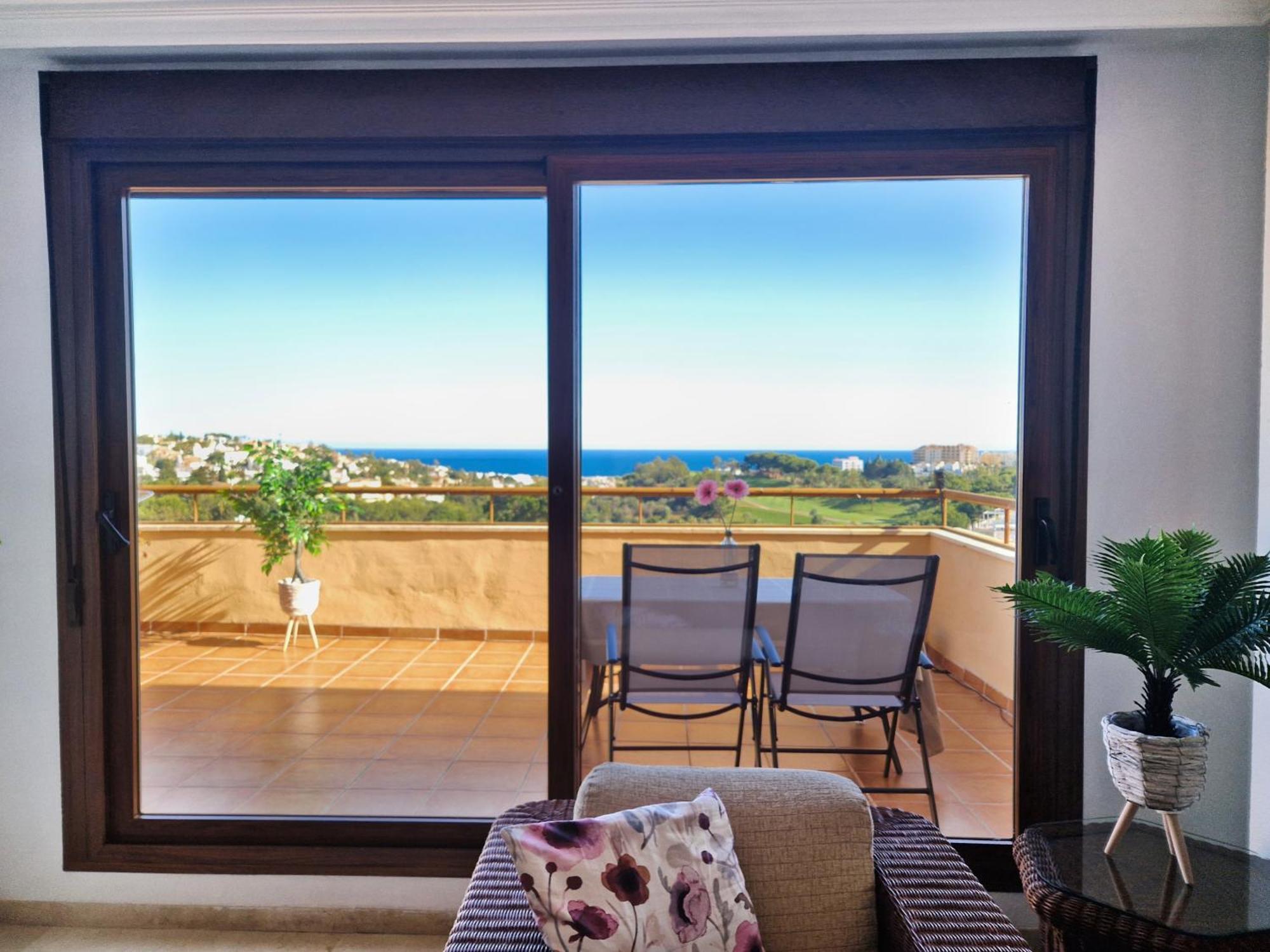 شقة Penthouse Benalvistas Torregolf Seaview بينالماذينا المظهر الخارجي الصورة